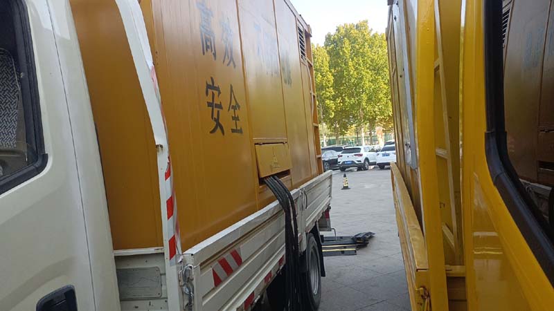 江都如何判断柴油发电机组和UPS电源的切换时间是否符合要求？