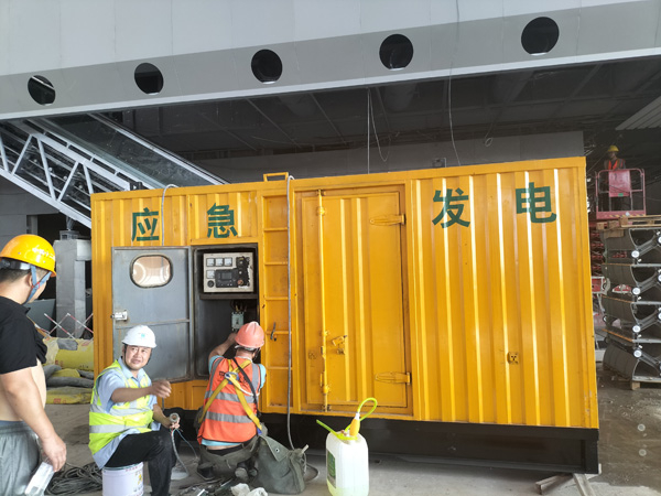 江都怎样判断空气滤清器是否需要更换？